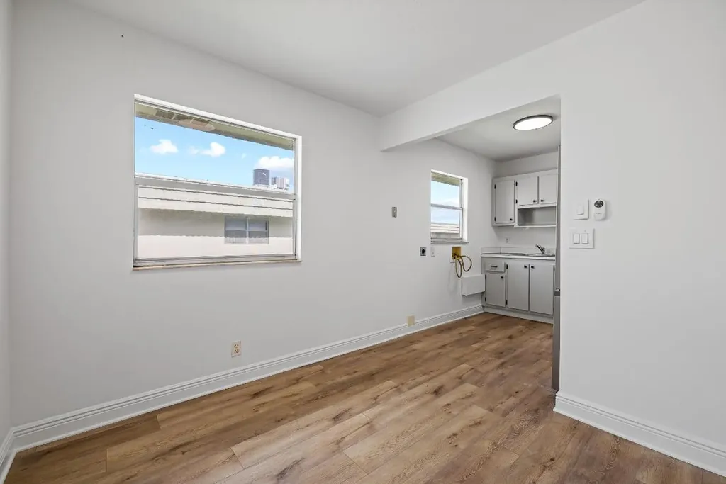 613 Monaco M Delray Beach FL 33446