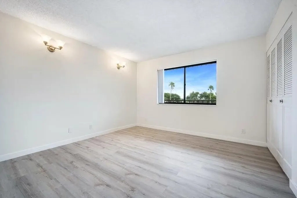 7770 Tahiti Lane Lake Worth FL 33467