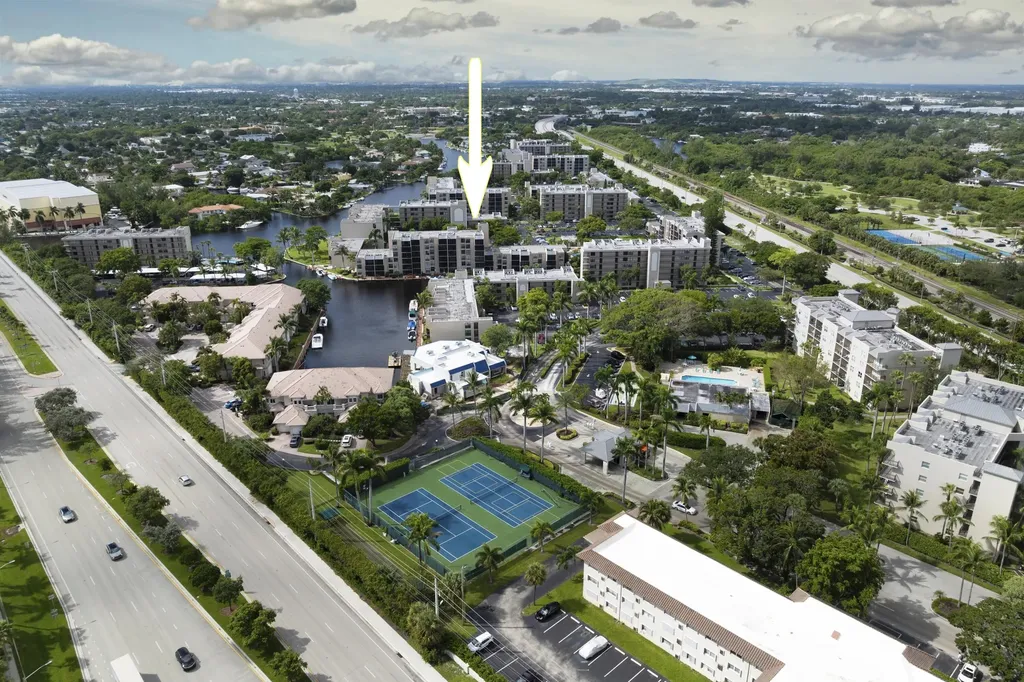 8 Royal Palm Way Boca Raton FL 33432