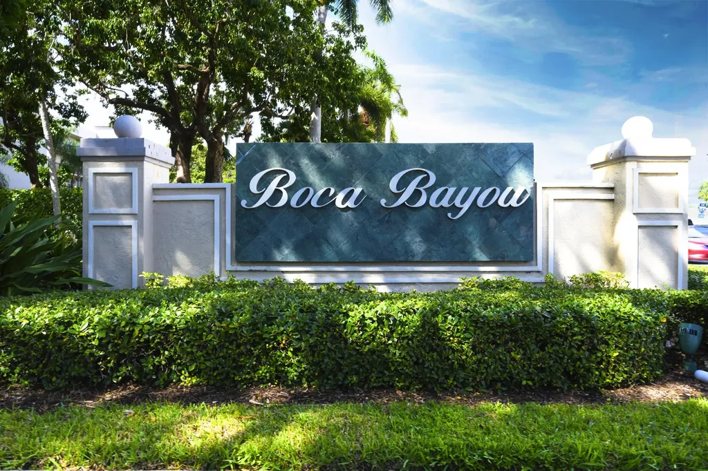 8 Royal Palm Way Boca Raton FL 33432