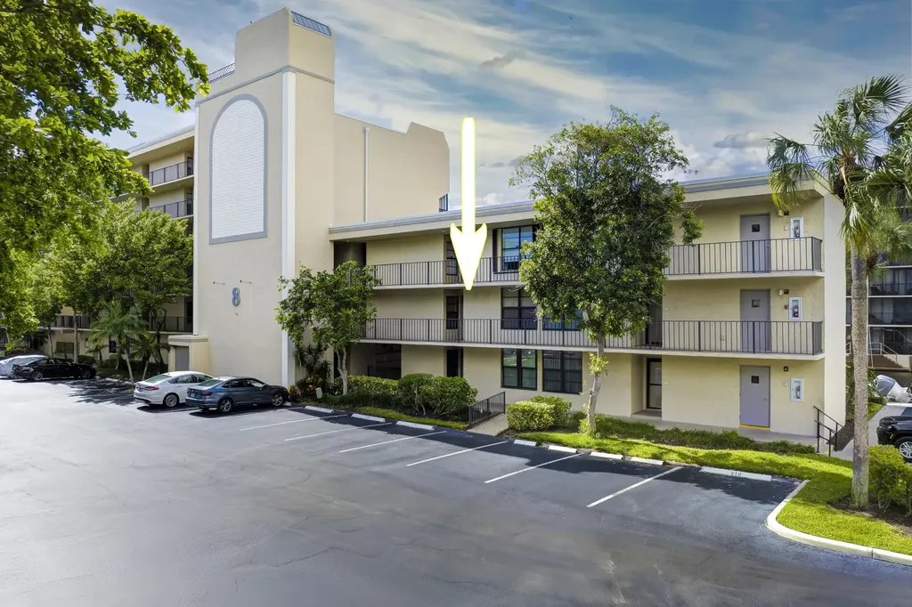 8 Royal Palm Way Boca Raton FL 33432