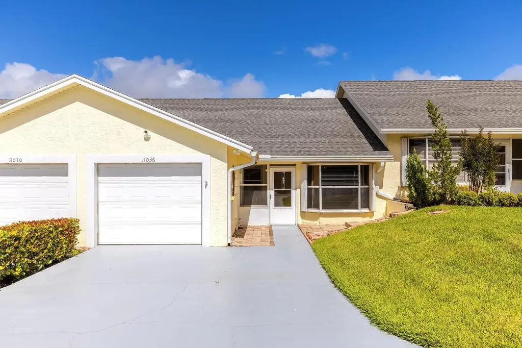 11036 SE Sea Pines Circle Hobe Sound FL 33455