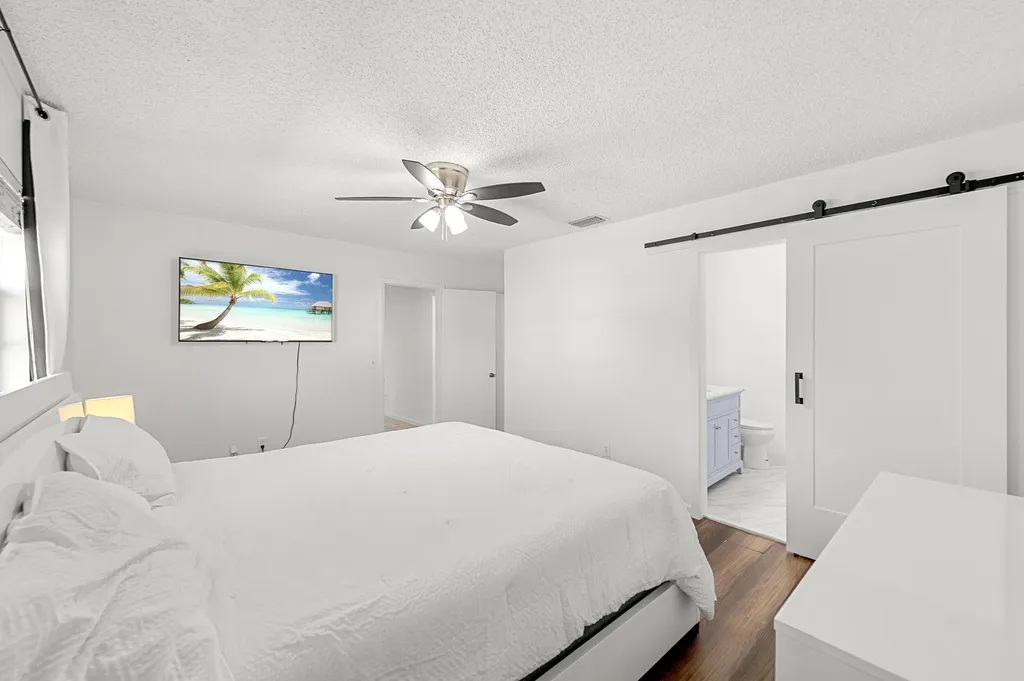 357 NW Hogan Street Port St Lucie FL 34983