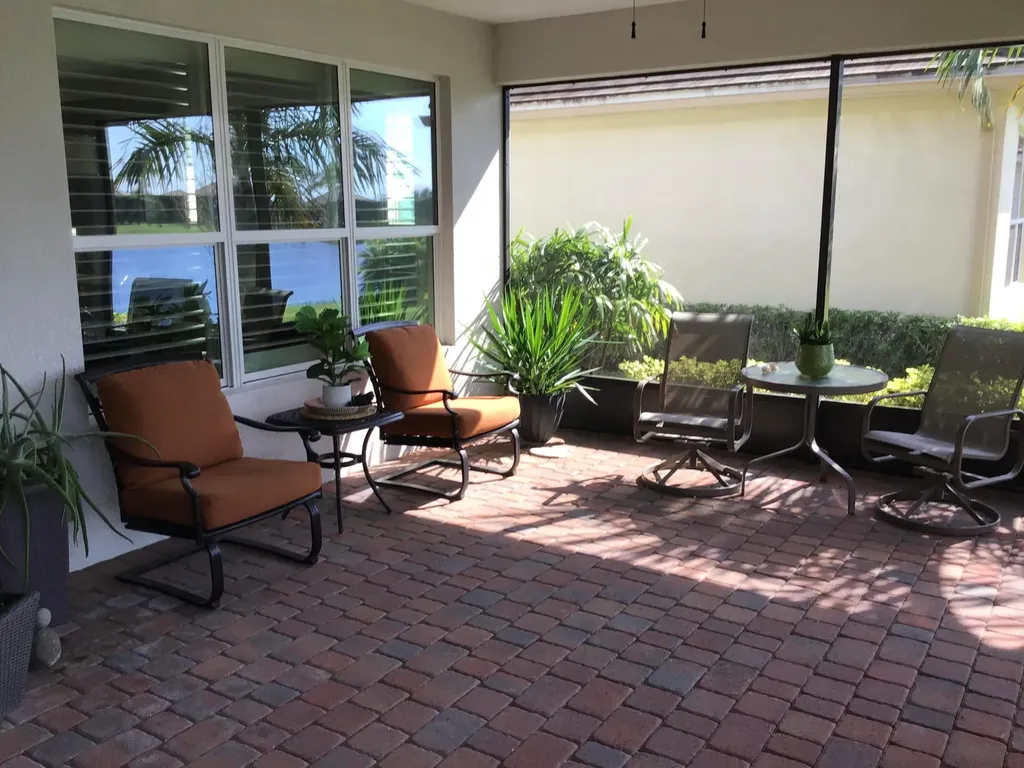 9727 SW Chestwood Avenue Port St Lucie FL 34987