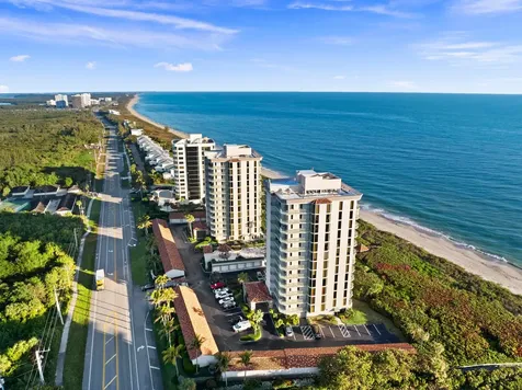 4330 N A1a Hutchinson Island FL 34949