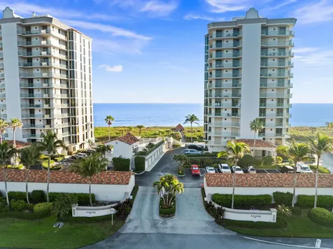 4330 N A1a Hutchinson Island FL 34949