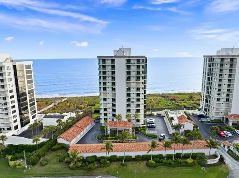 4330 N A1a Hutchinson Island FL 34949