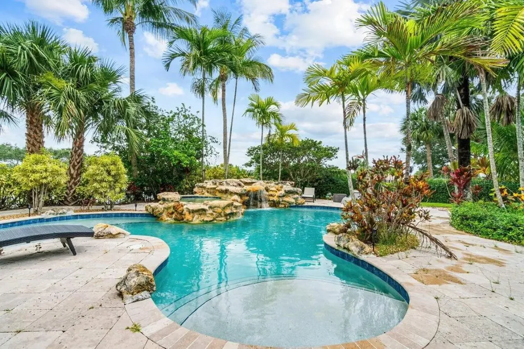 7580 Red River Road West Palm Beach FL 33411