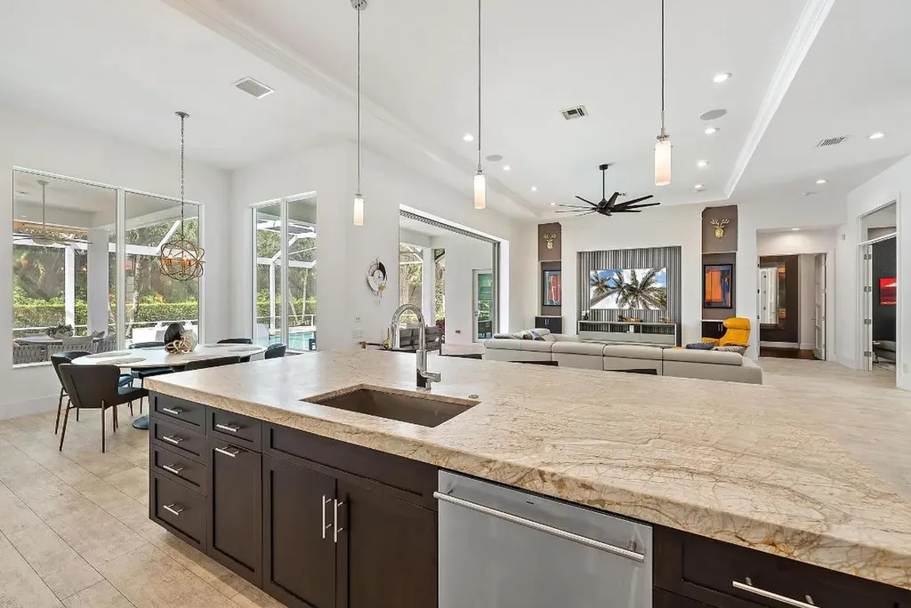 6081 Wildcat Run West Palm Beach FL 33412