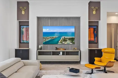 6081 Wildcat Run West Palm Beach FL 33412