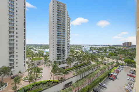 2800 N Ocean Drive Singer Island FL 33404