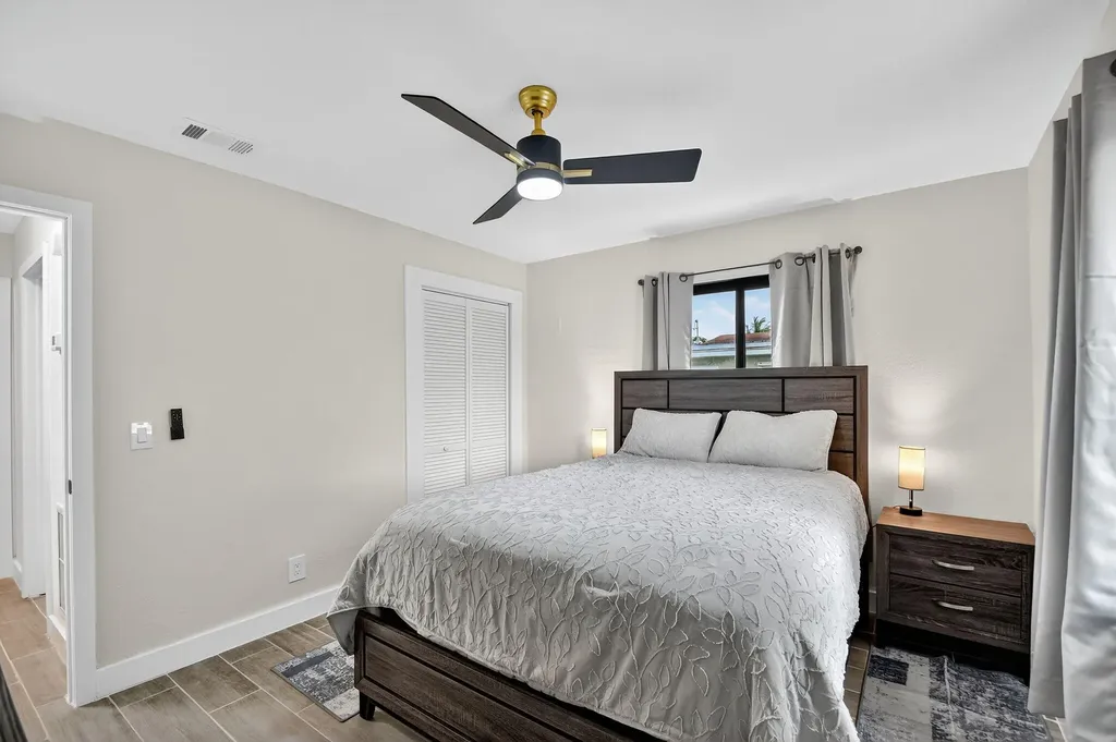 5008 Parker Avenue West Palm Beach FL 33405