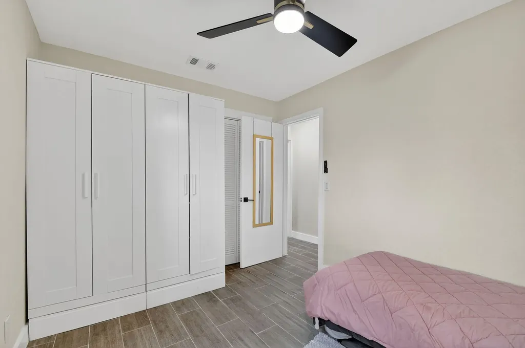5008 Parker Avenue West Palm Beach FL 33405