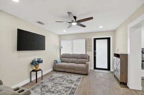 5008 Parker Avenue West Palm Beach FL 33405