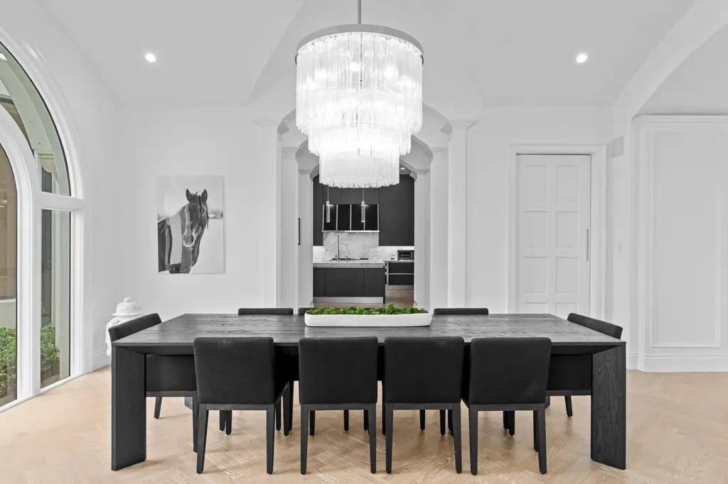 111 Via Palacio Palm Beach Gardens FL 33418