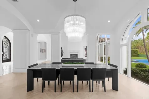111 Via Palacio Palm Beach Gardens FL 33418
