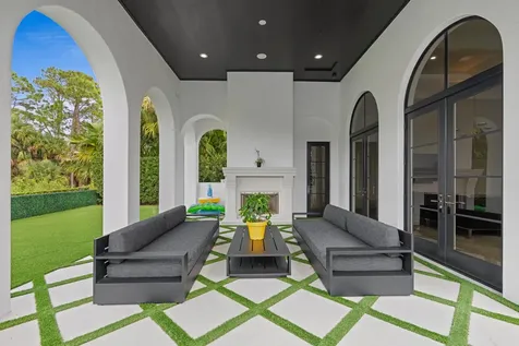 111 Via Palacio Palm Beach Gardens FL 33418