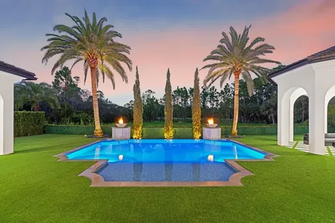 111 Via Palacio Palm Beach Gardens FL 33418
