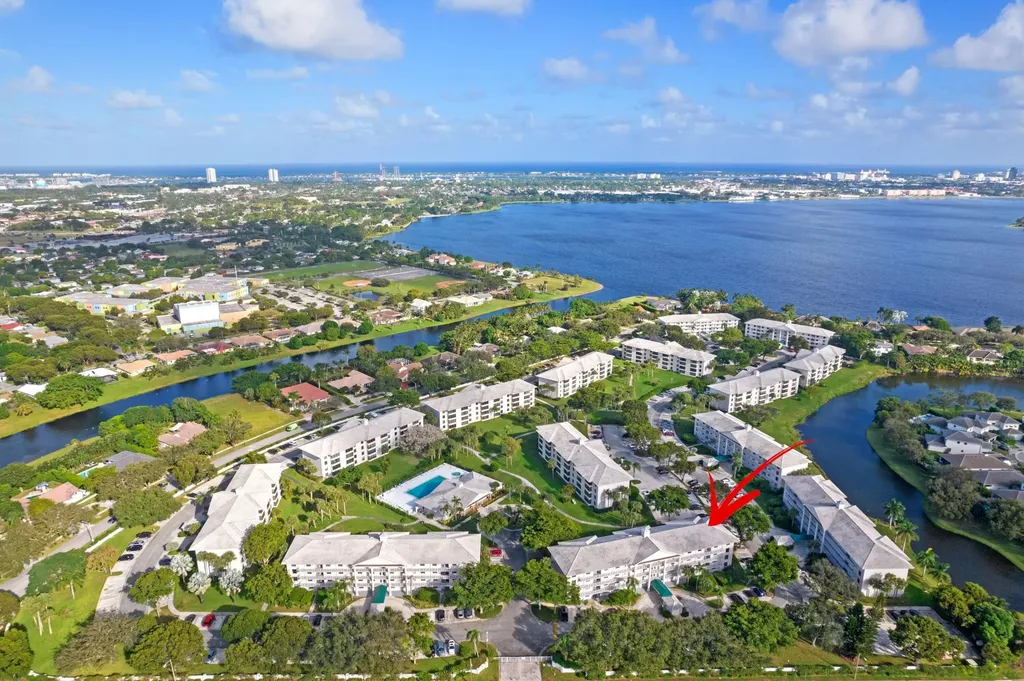 3650 Whitehall Drive West Palm Beach FL 33401
