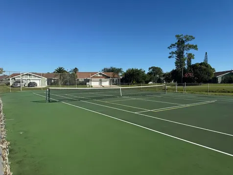1421 SE Larkwood Circle Port St Lucie FL 34952