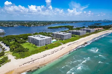 2100 S Ocean Boulevard Palm Beach FL 33480