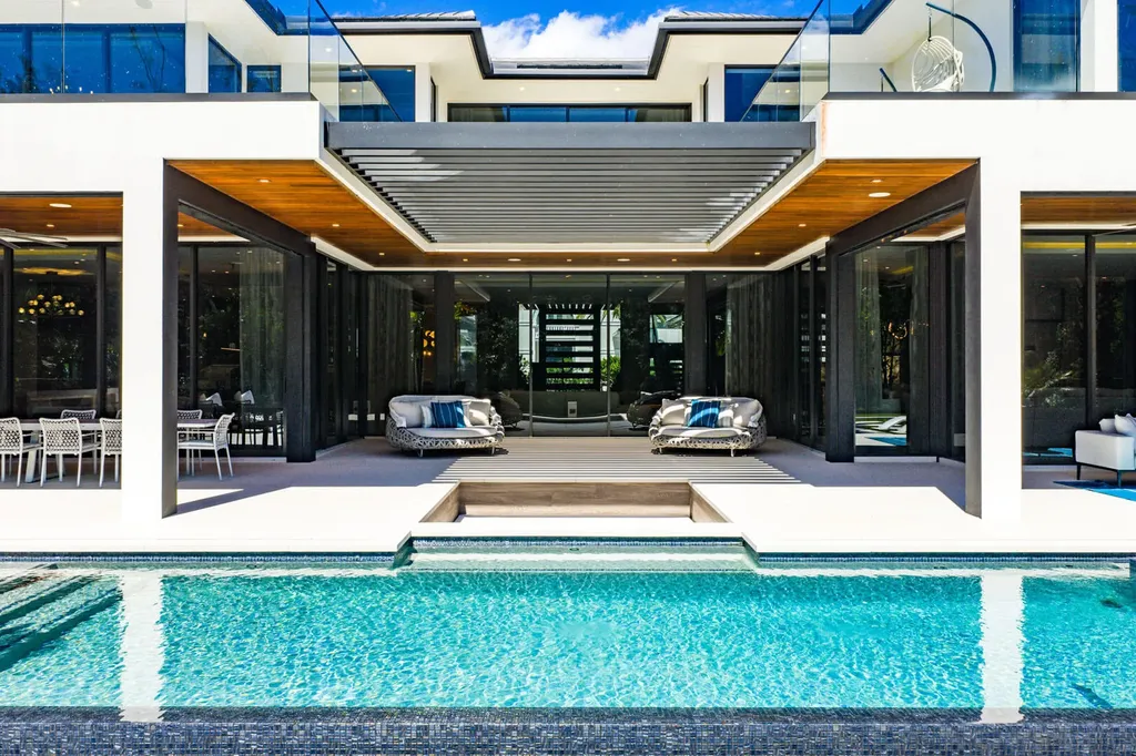 212 W Alexander Palm Road Boca Raton FL 33432
