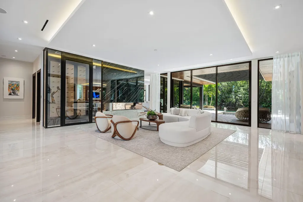 212 W Alexander Palm Road Boca Raton FL 33432