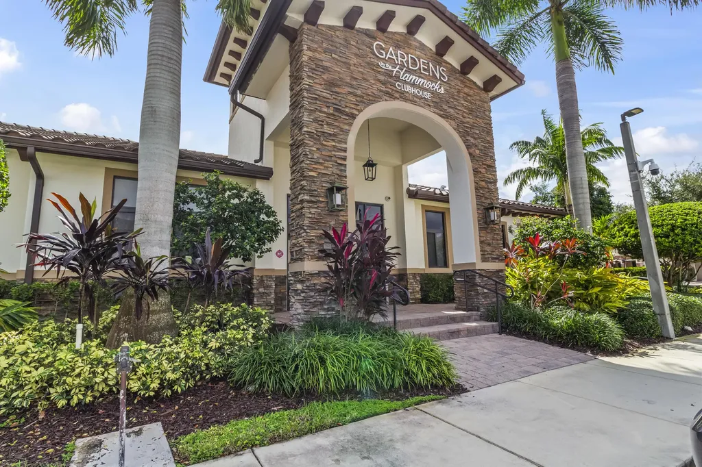 11823 SW 151st Place Miami FL 33196