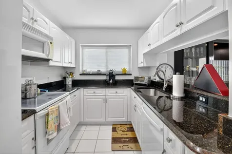 8034 Clear Shores Circle Delray Beach FL 33446