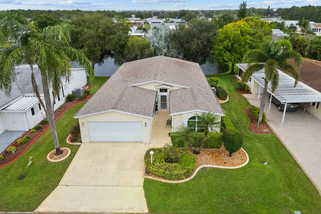 2945 Eagles Nest Way Port St Lucie FL 34952