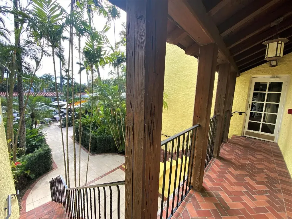 301 Australian Avenue Palm Beach FL 33480