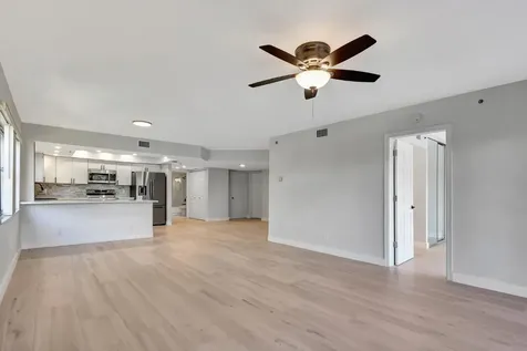 700 Uno Lago Drive Juno Beach FL 33408