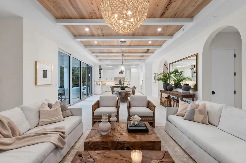 1114 Vista Del Mar Drive N Delray Beach FL 33483
