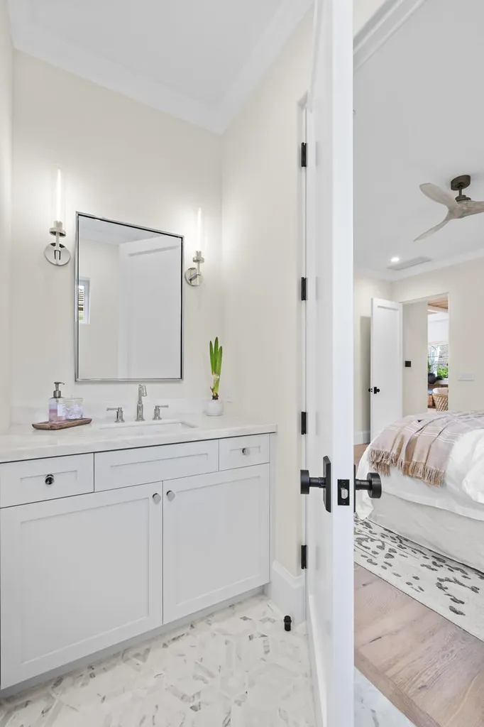 1114 Vista Del Mar Drive N Delray Beach FL 33483