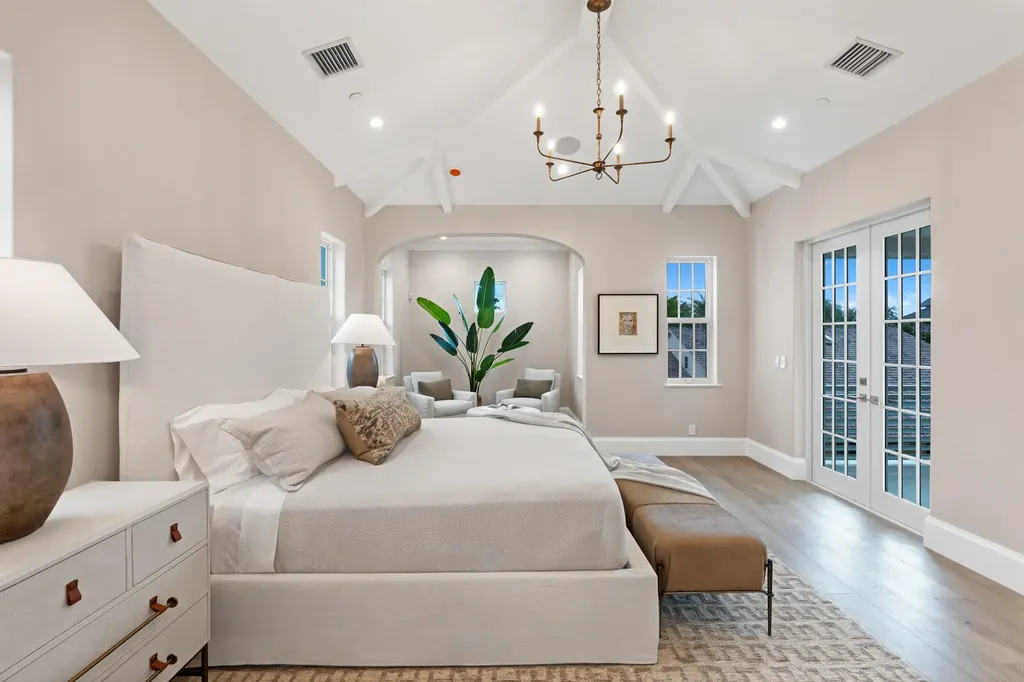1114 Vista Del Mar Drive N Delray Beach FL 33483