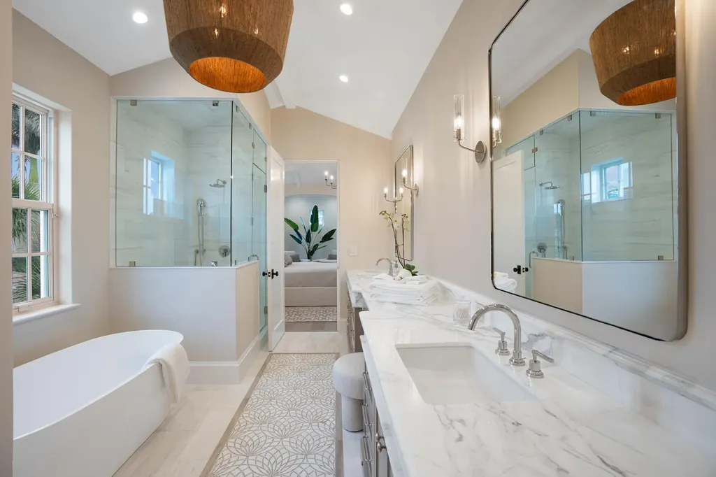 1114 Vista Del Mar Drive N Delray Beach FL 33483