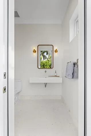 1114 Vista Del Mar Drive N Delray Beach FL 33483