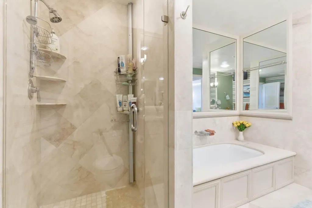 100 Royal Palm Way Palm Beach FL 33480