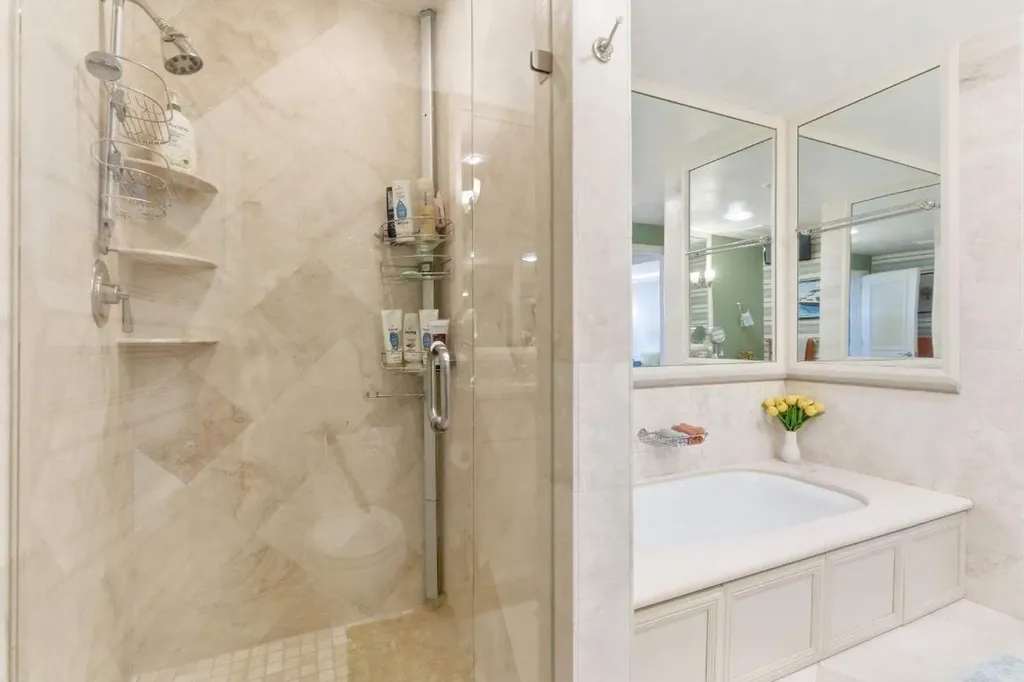 100 Royal Palm Way Palm Beach FL 33480