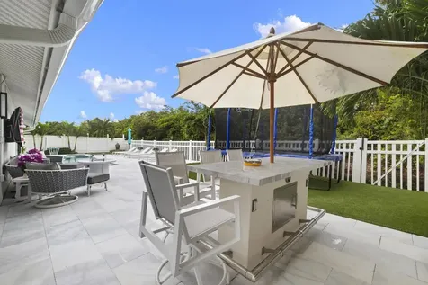 7463 Texas Trail Boca Raton FL 33487