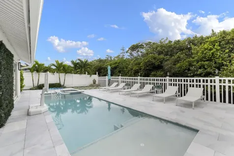 7463 Texas Trail Boca Raton FL 33487