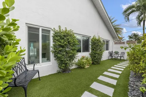 7463 Texas Trail Boca Raton FL 33487