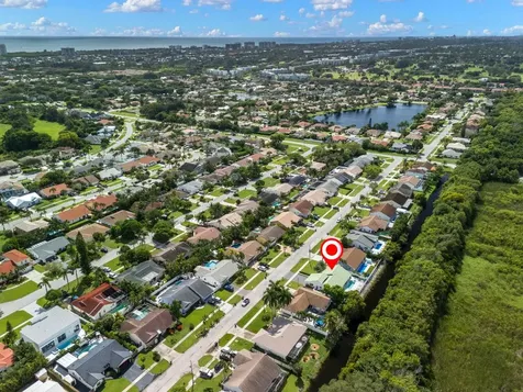 7463 Texas Trail Boca Raton FL 33487