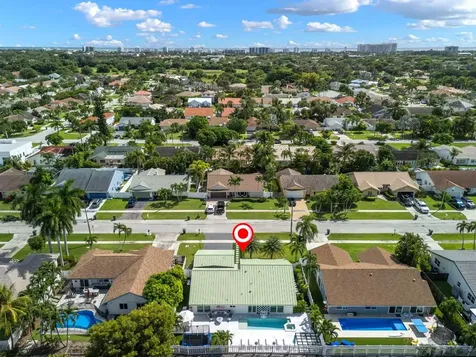 7463 Texas Trail Boca Raton FL 33487