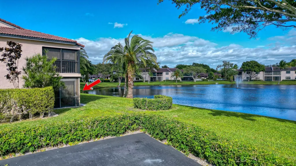 9289 Vista Del Lago Boca Raton FL 33428