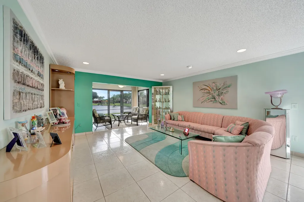 9289 Vista Del Lago Boca Raton FL 33428