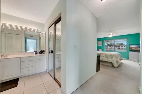 9289 Vista Del Lago Boca Raton FL 33428