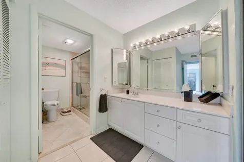 9289 Vista Del Lago Boca Raton FL 33428