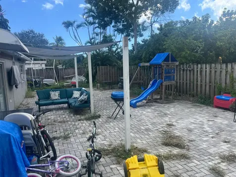 4150 Lilac Circle Lake Worth FL 33461