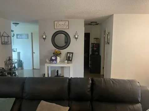 4150 Lilac Circle Lake Worth FL 33461